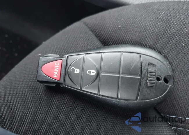 1C4PJLCB9LD552796: 44484455