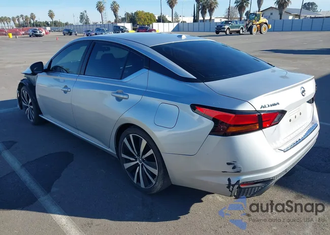 1N4BL4CV3KC128853: 44484501