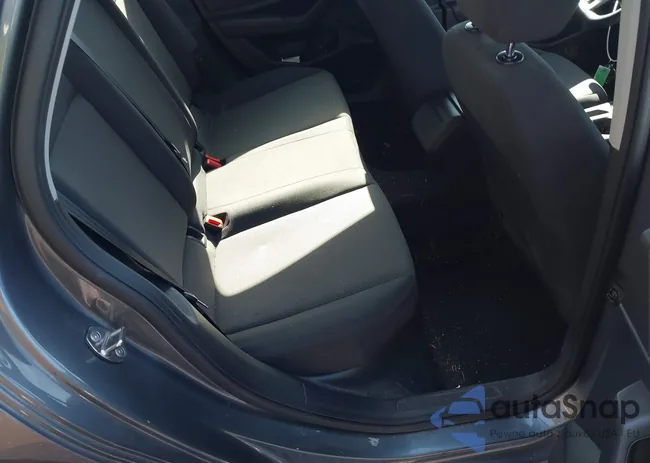 3VWCB7BU9KM272592: 44484536