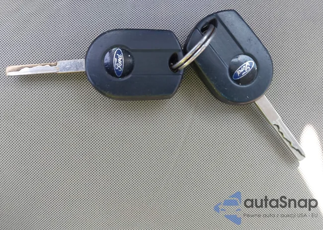 1FMCU0G70FUC24449: 44484654