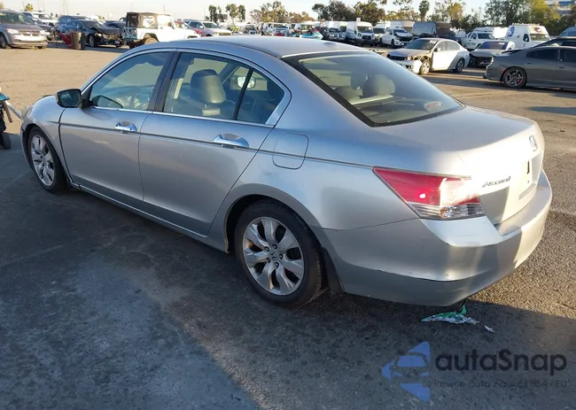 1HGCP3F84AA032292: 44484661