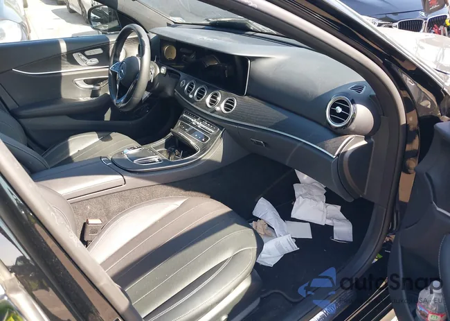 W1KZF8DBXNB081641: 44485780