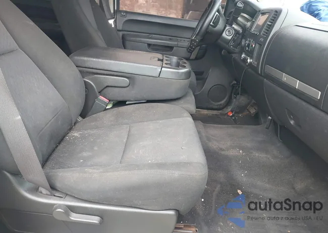 3GCPKSE31BG270005: 44485790