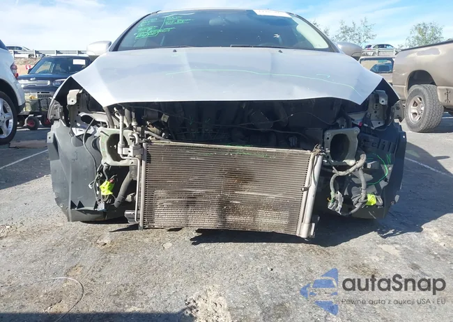 1FADP3N24FL269432: 44485865