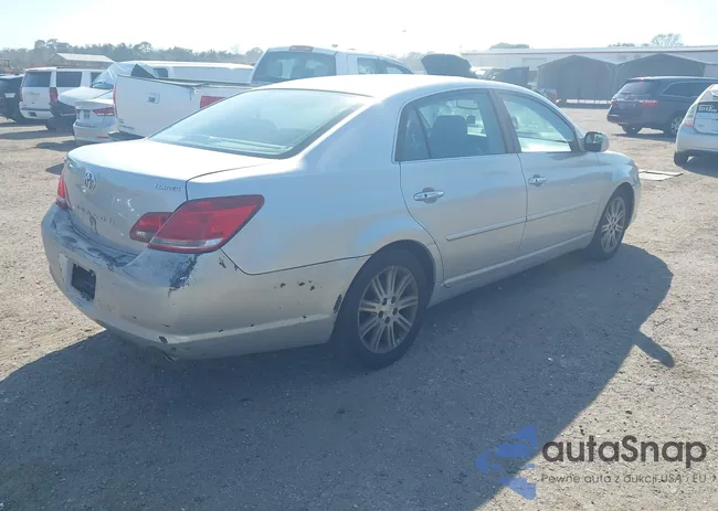 4T1BK36B18U324183: 44485951