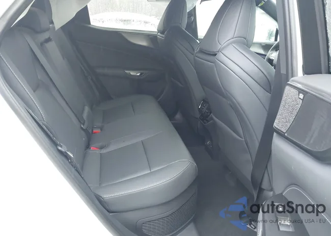 2T2KKCEZ2TC060704: 44486114