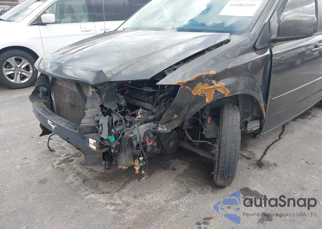 2C4RDGCG2GR313273: 44486209