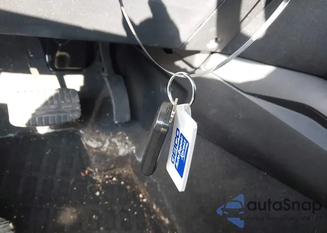 4A4AP4AU7FE019027: 44485293