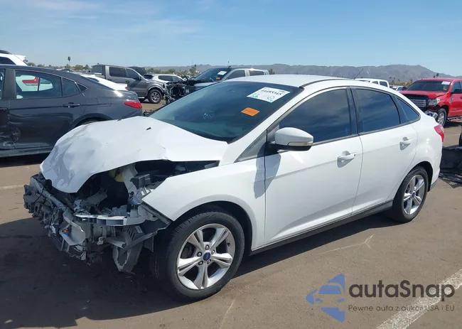 1FADP3F22EL332590: 44485345