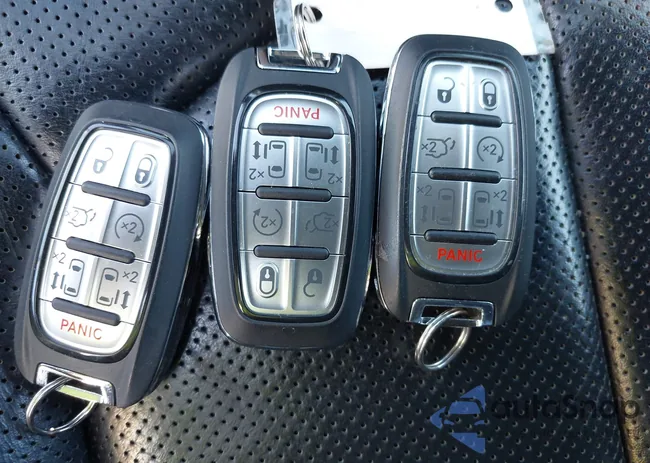 2C4RC1S7XMR590329: 44485393