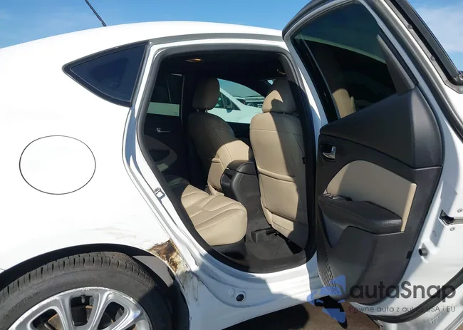 1C3CDFCA7DD331038: 44485444