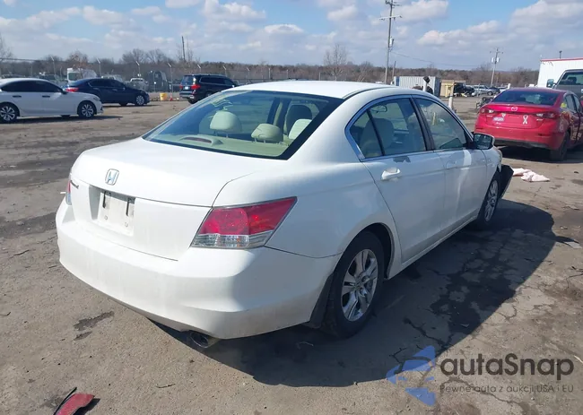 1HGCP2F47AA181769: 44485544