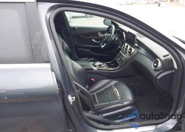 55SWF4JB6FU094264: 44485554