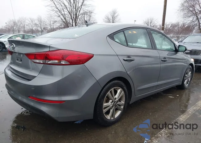 5NPD84LF4JH247012: 44485593