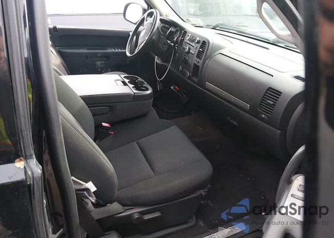 1GCSKSE34AZ156556: 44486701