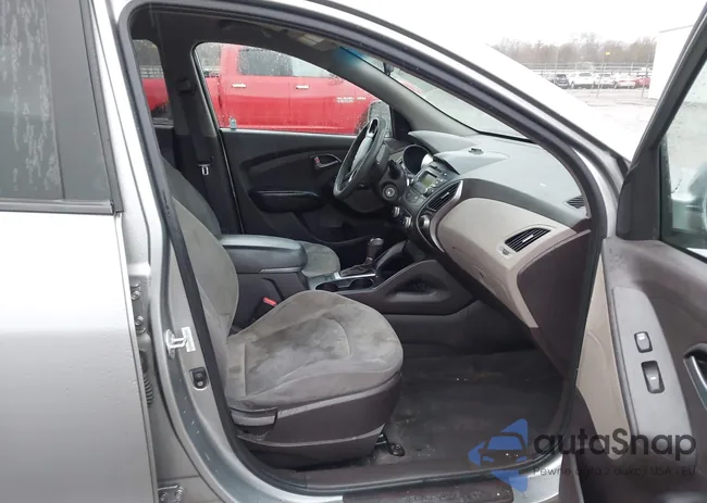 KM8JT3AF7EU920221: 44486718