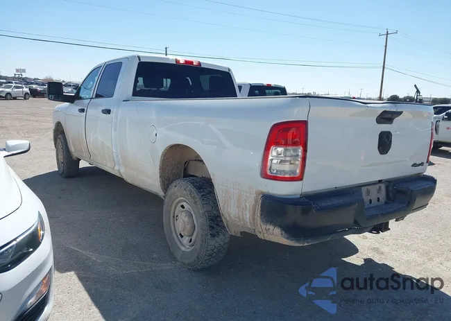 3C6UR5HJ2PG631430: 44486774