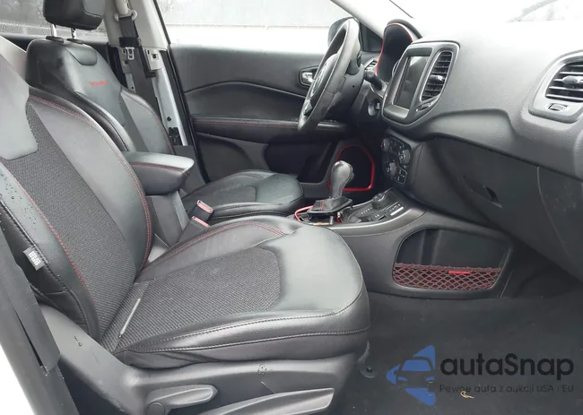 3C4NJDDB3MT512009: 44486787