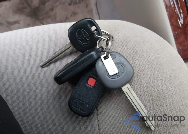 2T1BR32E26C614703: 44486797