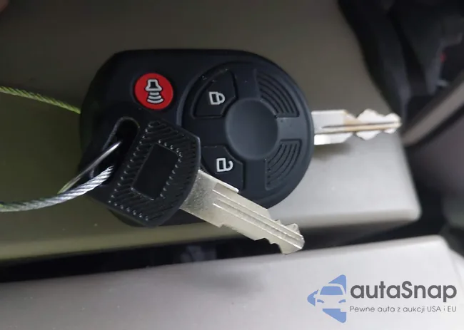 1FMJU1F51CEF05677: 44486902