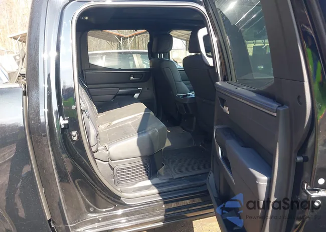 5TFNC5DBXRX045229: 44487000