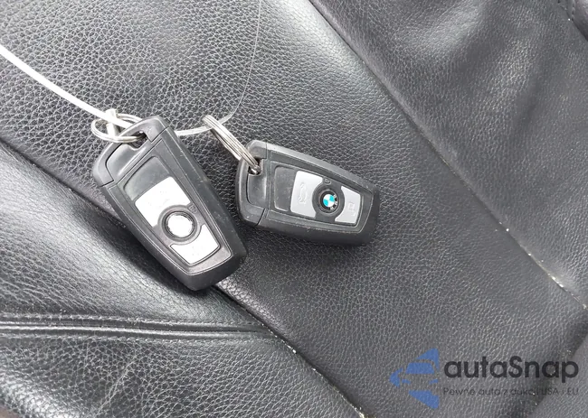 WBA8Z5C52FD672220: 44487095