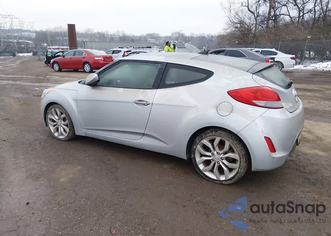 KMHTC6AD7CU060018: 44487149