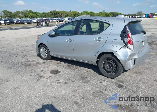 JTDKDTB30F1110961: 44487150