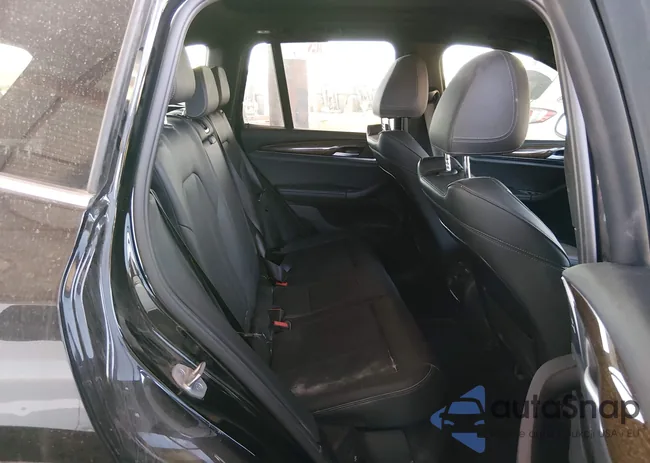 5UX53DP03P9S15841: 44487202