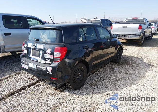 JTKKU4B40C1026092: 44486409