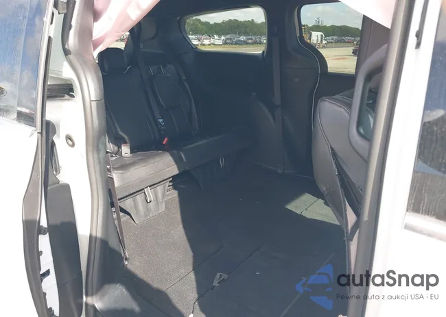 2C4RC1BGXSR511691: 44486418