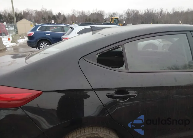 5NPD84LF6JH273871: 44486525