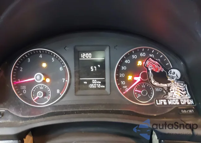 3VWRZ7AJ4AM067127: 44486681