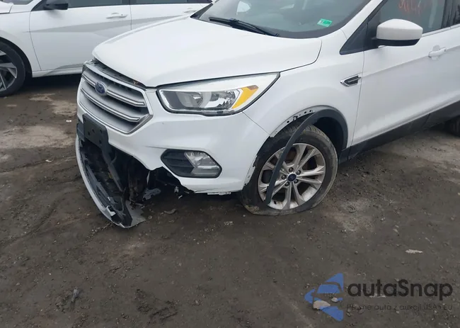 1FMCU0GD4HUA40575: 44487758