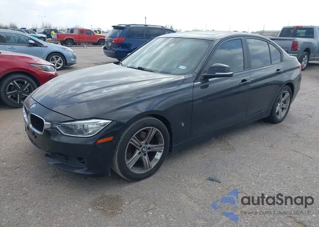 WBA3A5C57DF600643: 44487763