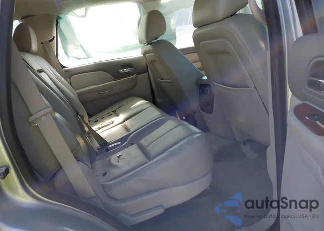 1GNSCBE09DR179832: 44487775