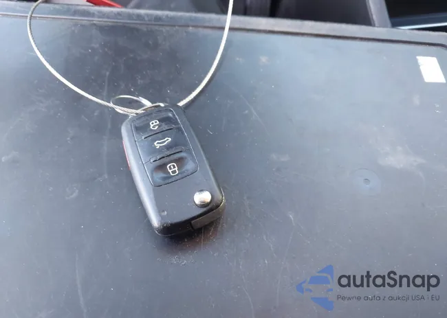 1VWAT7A33FC094019: 44487784