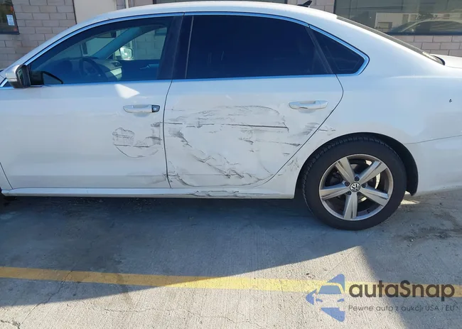 1VWAT7A33FC094019: 44487784