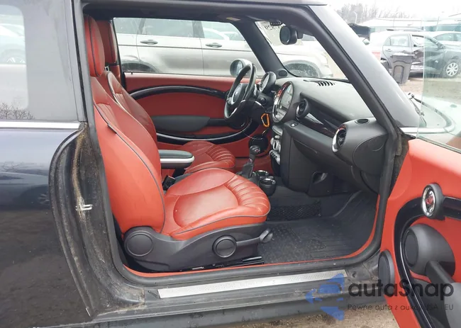 WMWMF73559TW82933: 44487829