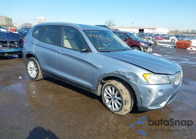 5UXWX9C54E0D29472: 44487895