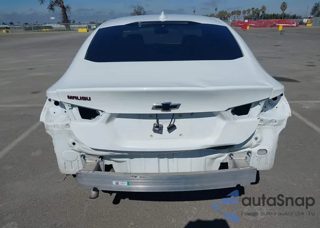 1G1ZD5ST3JF261520: 44487918