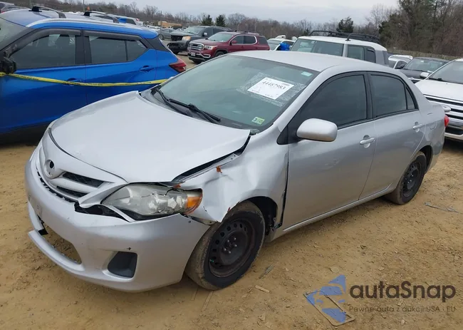 2T1BU4EE9CC895717: 44487983