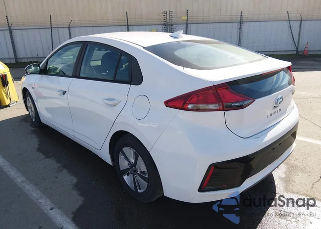 KMHC65LC2KU107959: 44488167