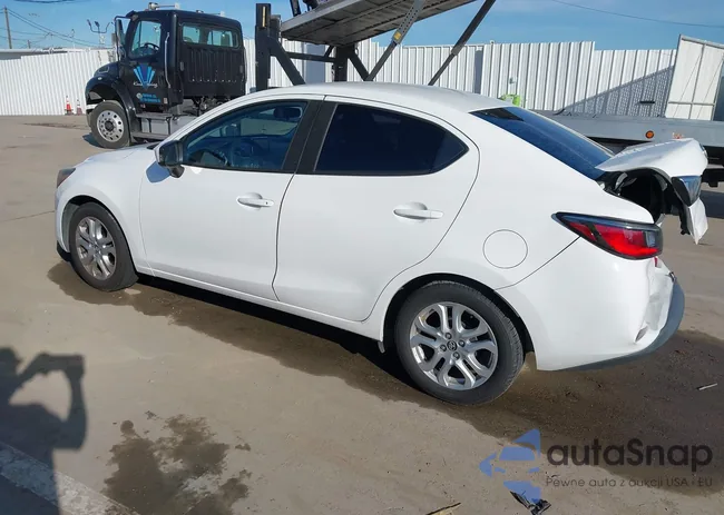 3MYDLBYV1HY159150: 44488187