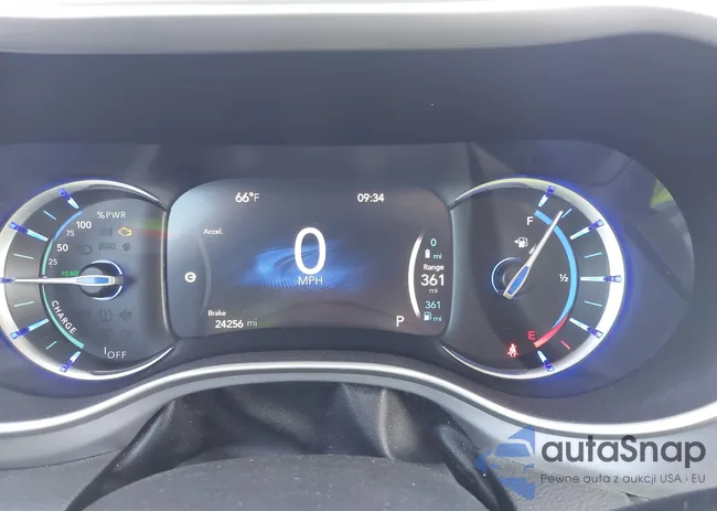 2C4RC1H72JR332969: 44488218