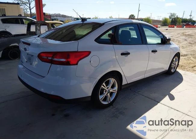 1FADP3E20GL339364: 44488231