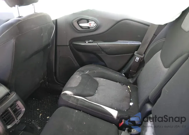 1C4PJLCB8EW205340: 44488237