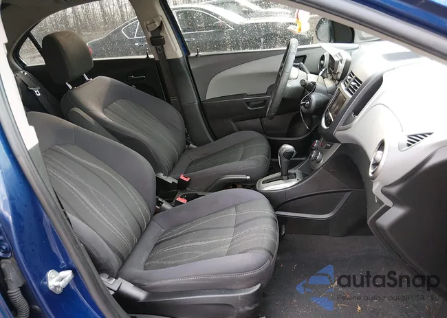 1G1JC5SH5D4136935: 44488276