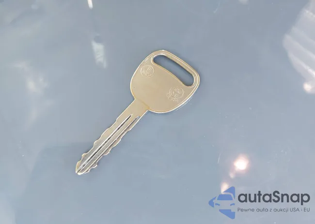 5GRGN23U16H112437: 44487444