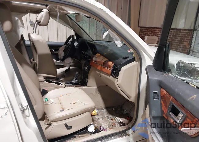 WDCGG8HBXAF428195: 44487619